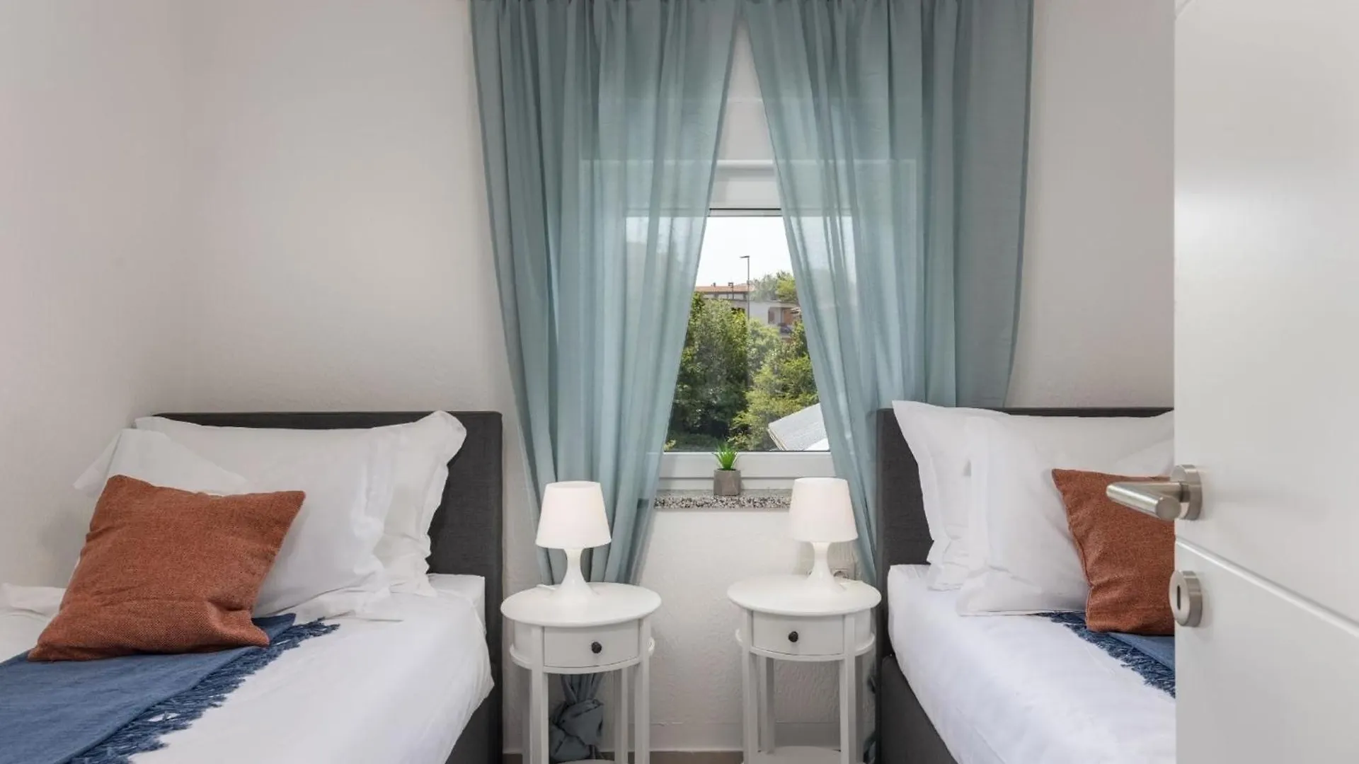 Gemuetliche Wohnung In Crikvenica Mit Schoener Terrasse 0*,  Croatia