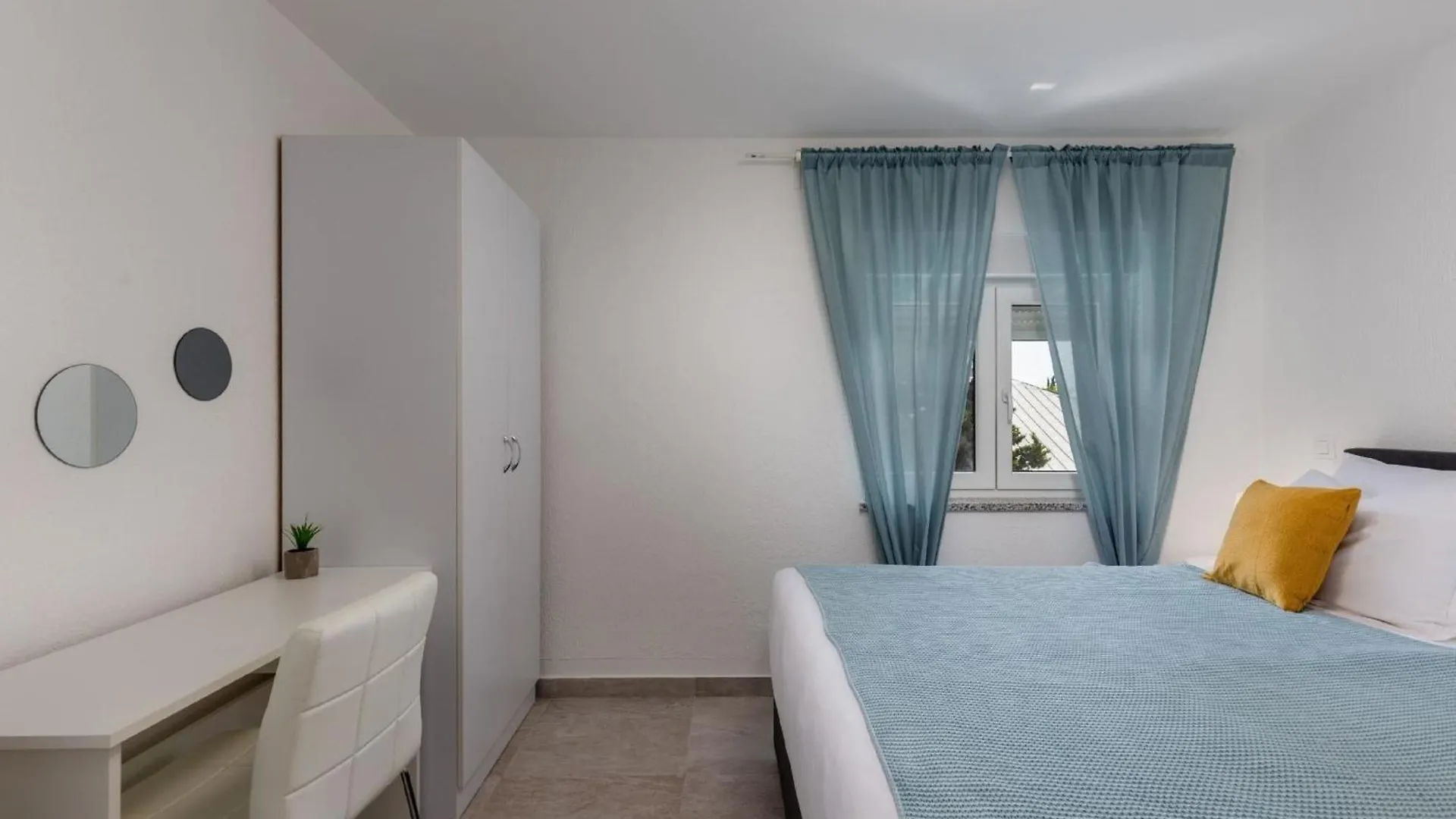 Gemuetliche Wohnung In Crikvenica Mit Schoener Terrasse Apartment
