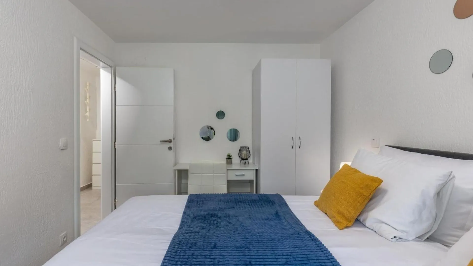 Gemuetliche Wohnung In Crikvenica Mit Schoener Terrasse Apartment