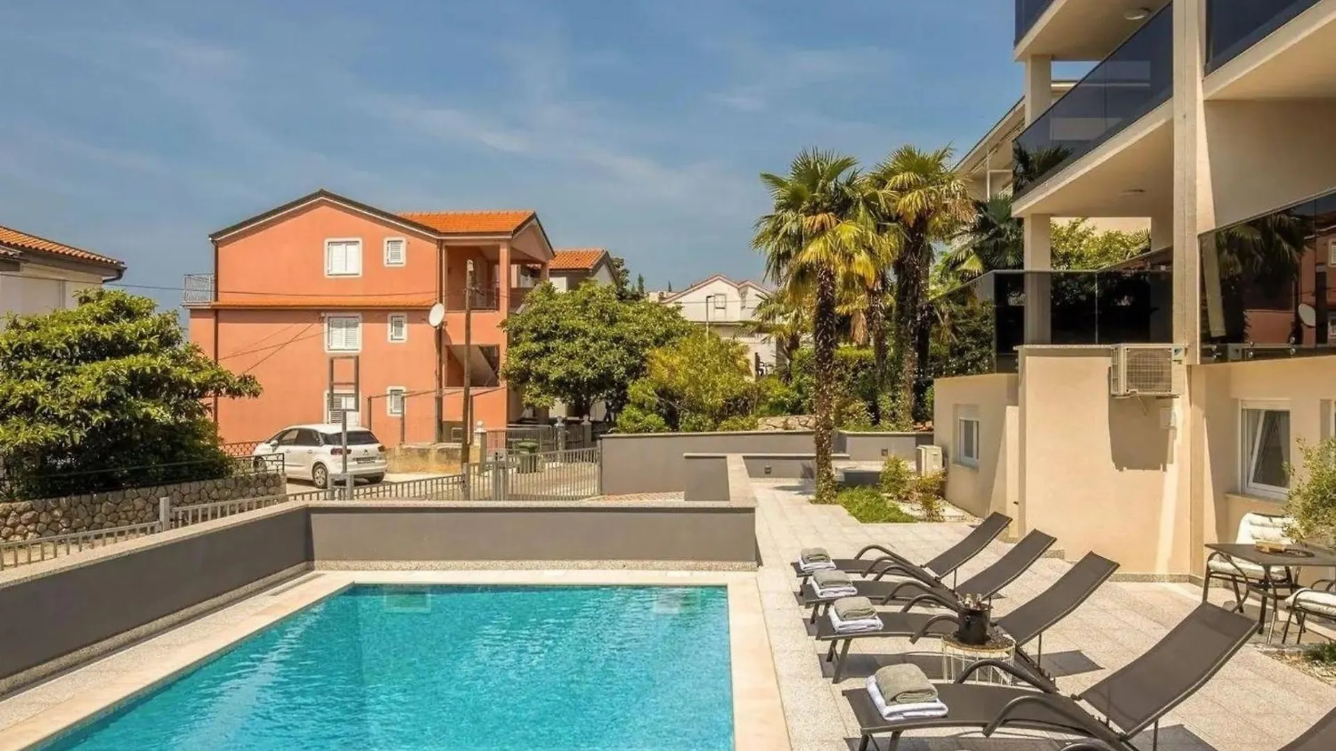 Gemuetliche Wohnung In Crikvenica Mit Schoener Terrasse