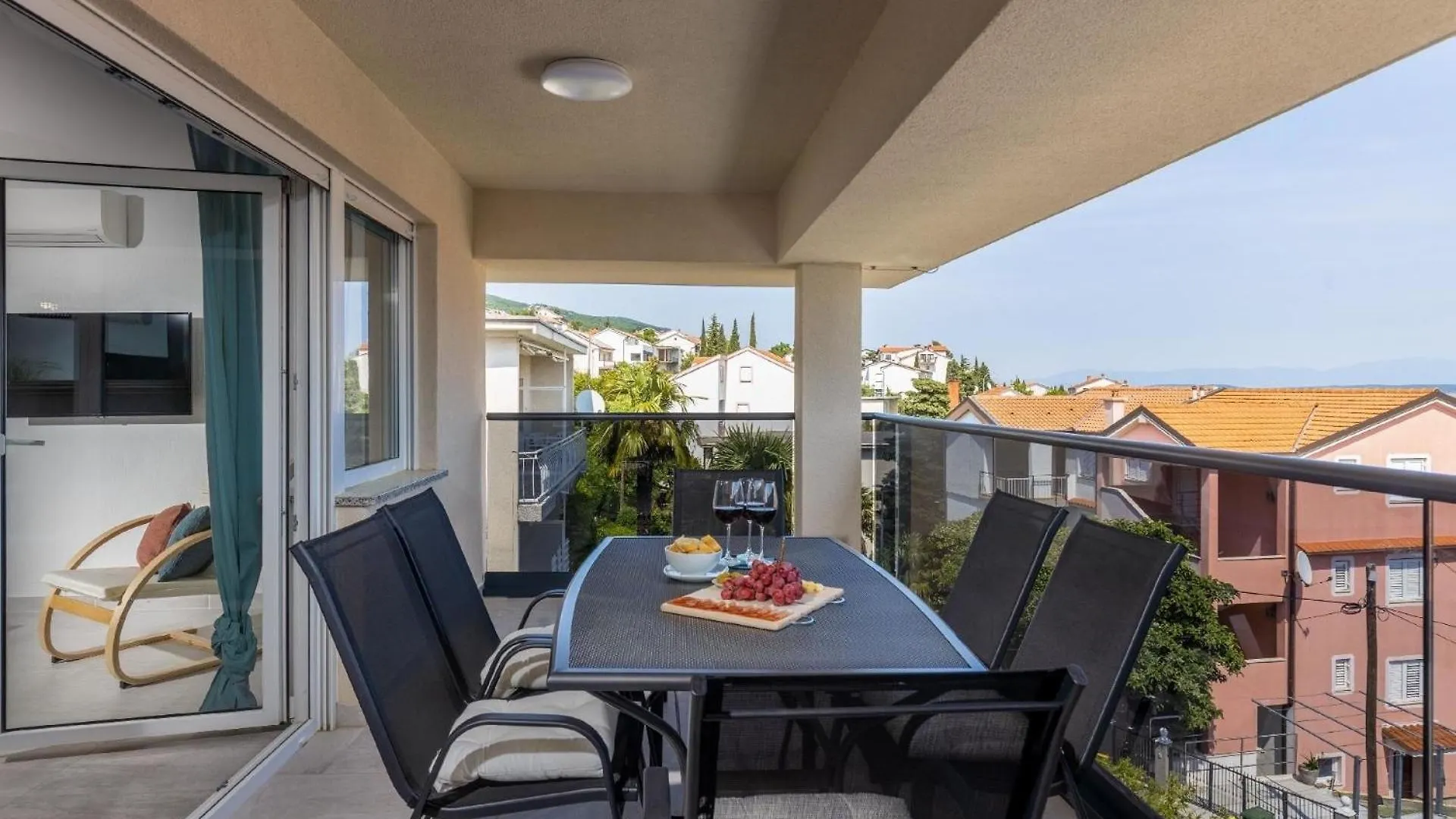 Apartment Gemuetliche Wohnung In Crikvenica Mit Schoener Terrasse